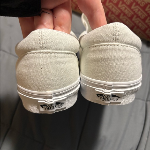VANS Men's Classic White Slip-On Sneakers Size 11.5 Women’s Size 13 - Picture 3 of 8